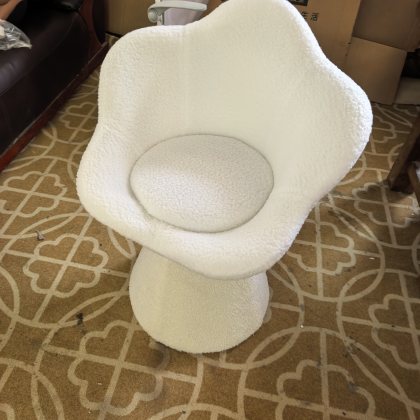 كرسي بيرو دوار باللون الأبيض am-68